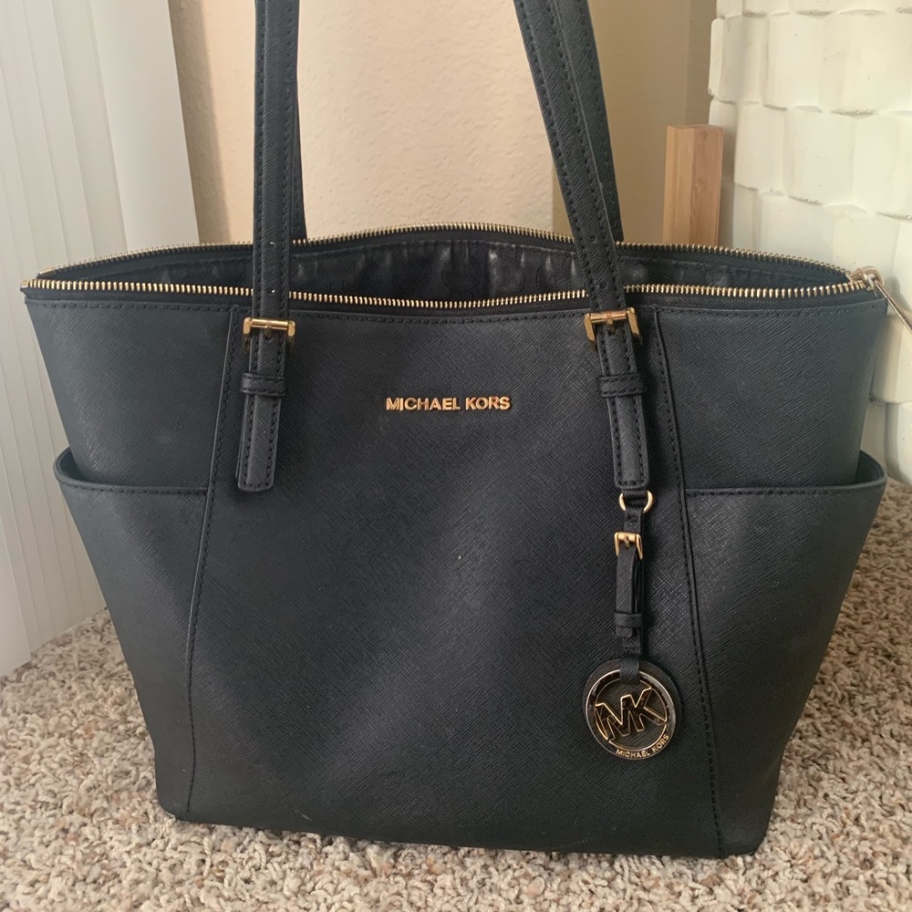 Michael Kors jet set tote